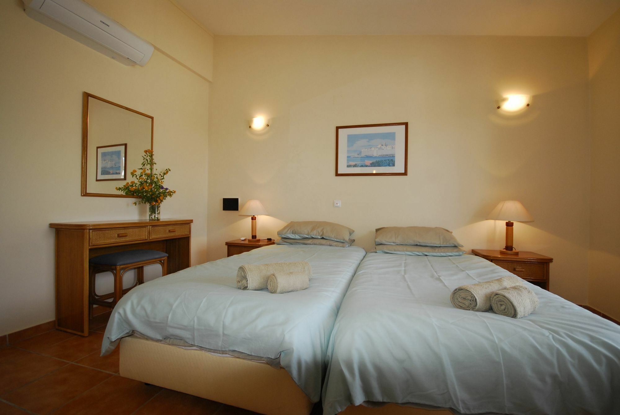 فندق Centre Algarve مونكاراباشو المظهر الخارجي الصورة
